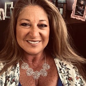 Meet your Posher, Marybeth